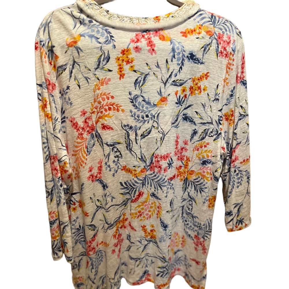 127. WOMENS CHICO’S 3/XL DETAIL TOP - Picture 8 of 8